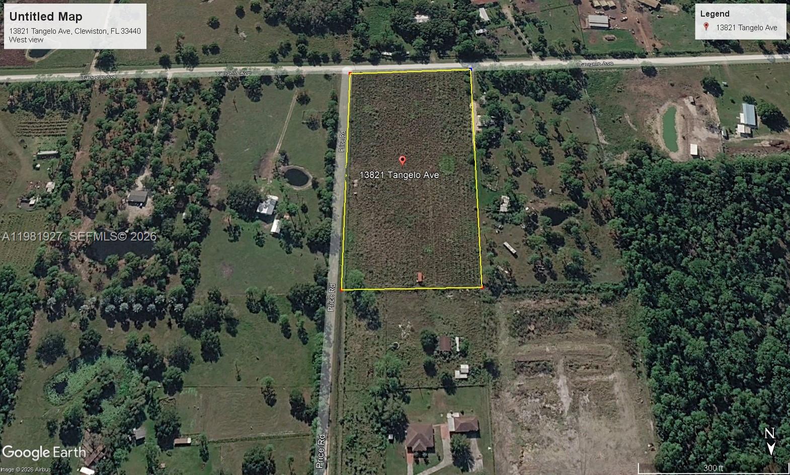 This is a satellite map view of a rectangular plot of land — 13821 Tangelo, Clewiston FL 33440, CLEWISTON, FL