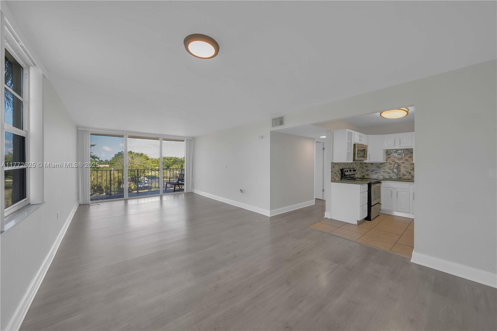 13120 SW 92nd Ave # 401, Miami FL 33176