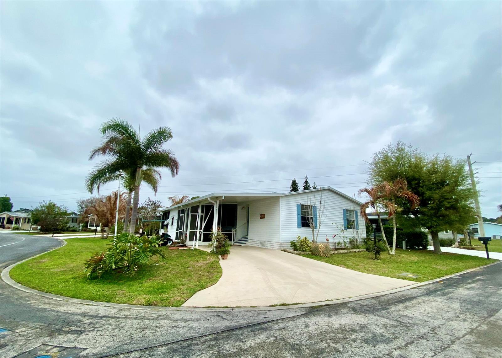 4307 SE Sweetwood Way, Stuart FL 34997