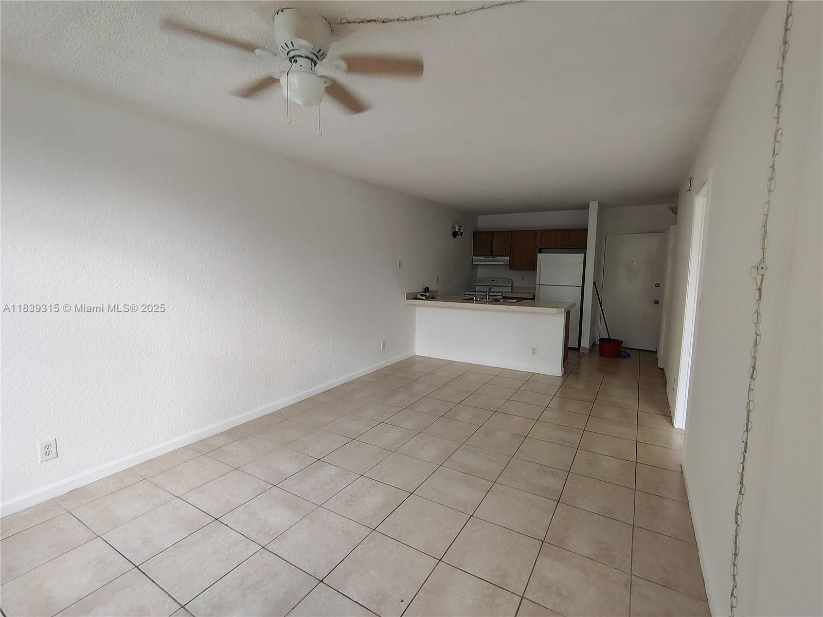 2401 Riverside Dr # B, Coral Springs FL 33065