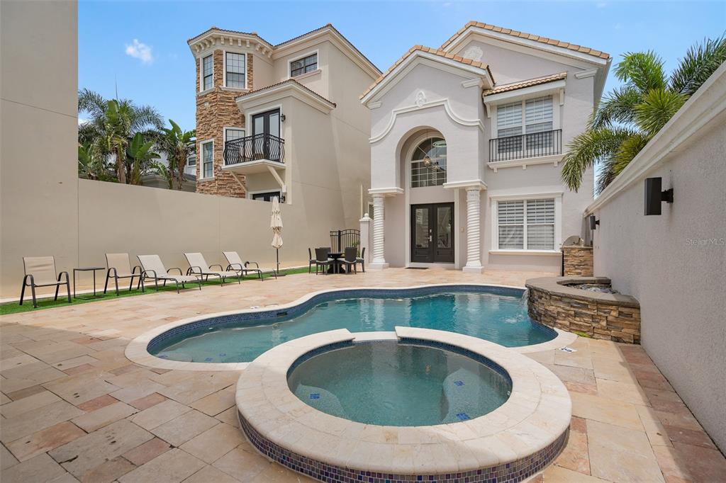 1402 TITIAN COURT