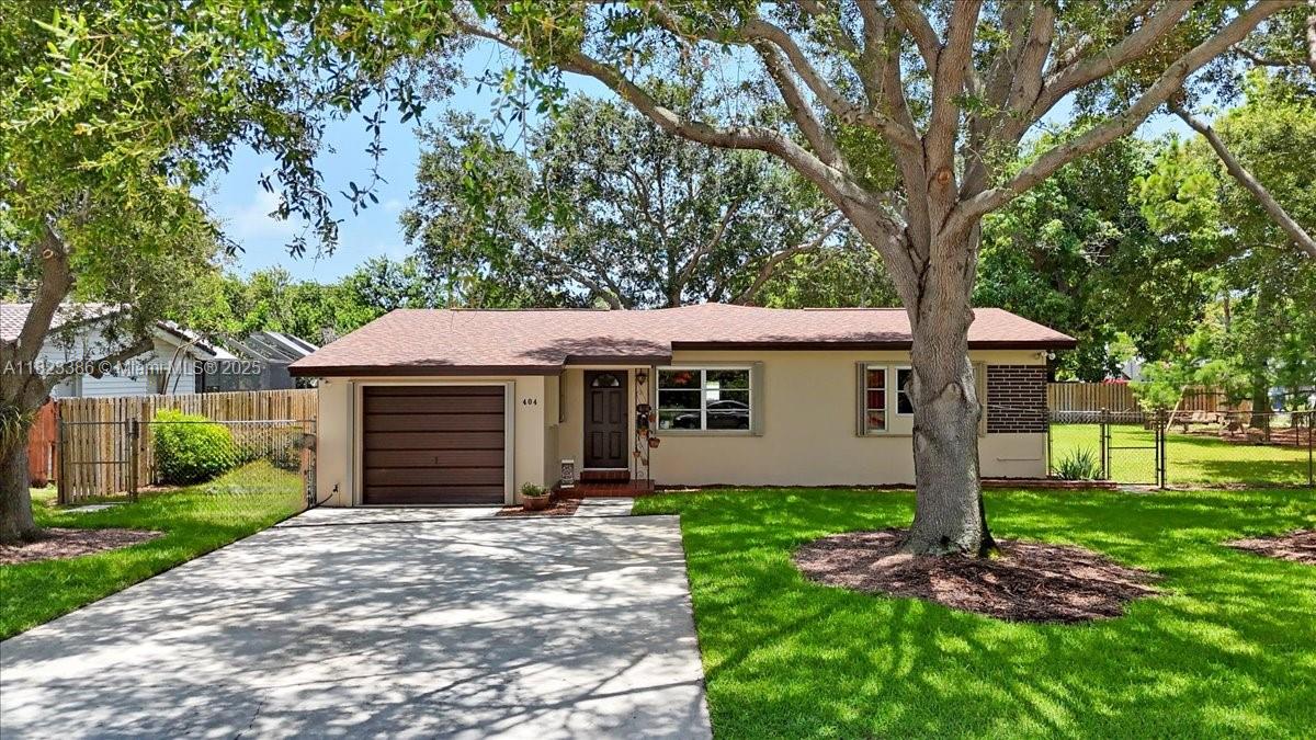 404 NE 11th Ave, Pompano Beach FL 33060