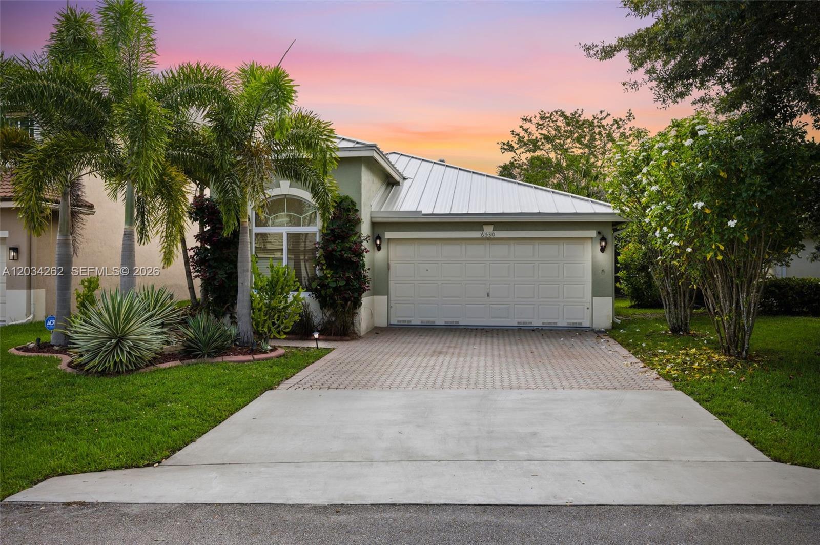 6530 Sandpiper Dr, Coconut Creek FL 33073