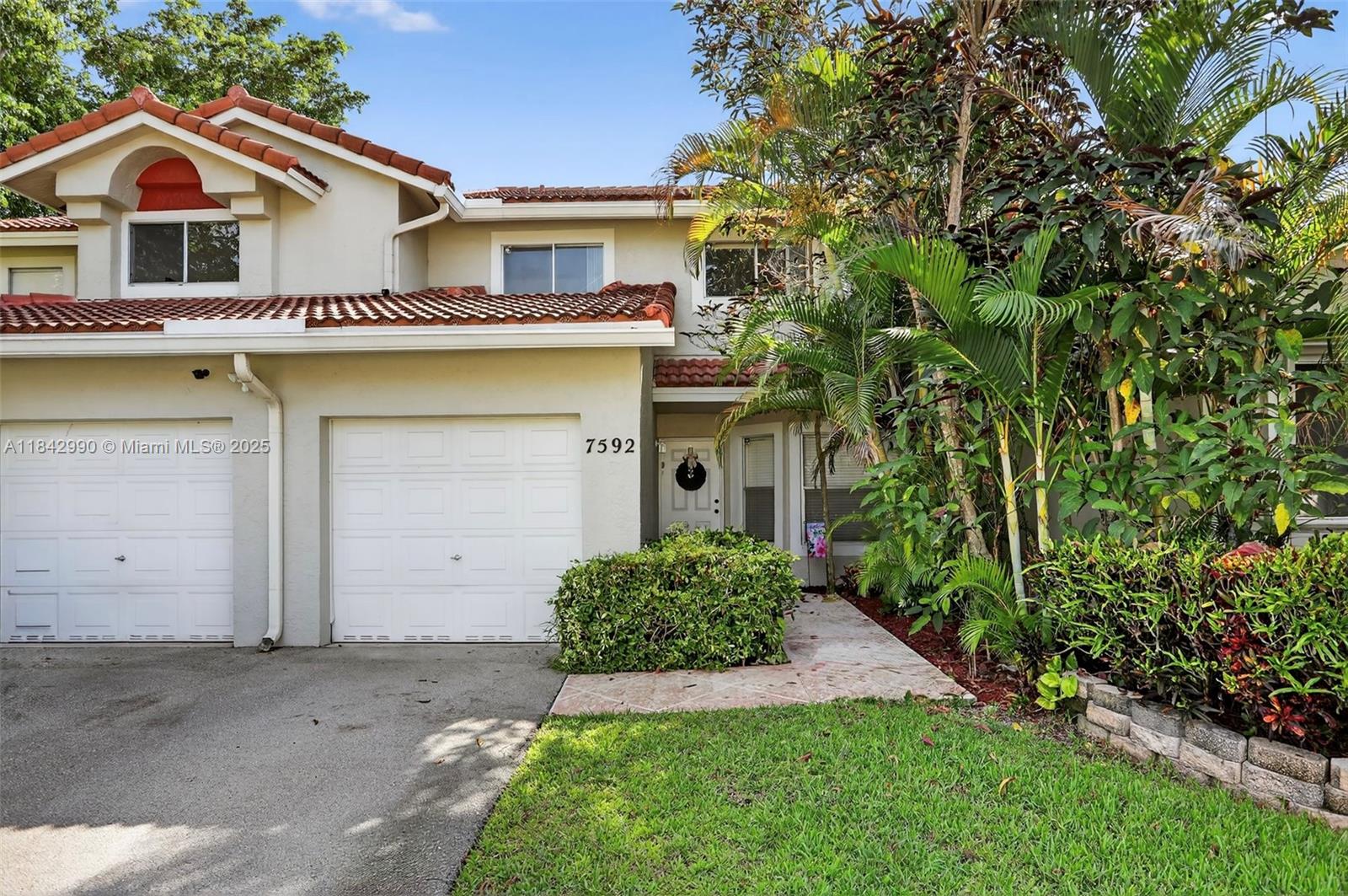 7592 S Pinewalk Dr S # 164, Margate FL 33063