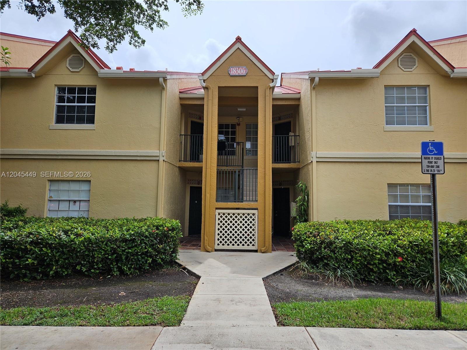 18306 NW 68th Ave # H, Hialeah FL 33015