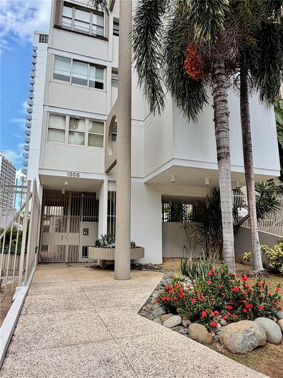 1305 MAGDALENA AVENUE UNIT 10B