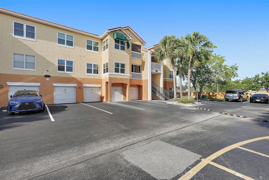 10764 70TH AVENUE UNIT 1205