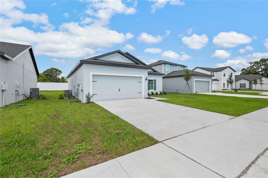 13258 TULA LOOP, ASTATULA, FL — photo 3 of 26