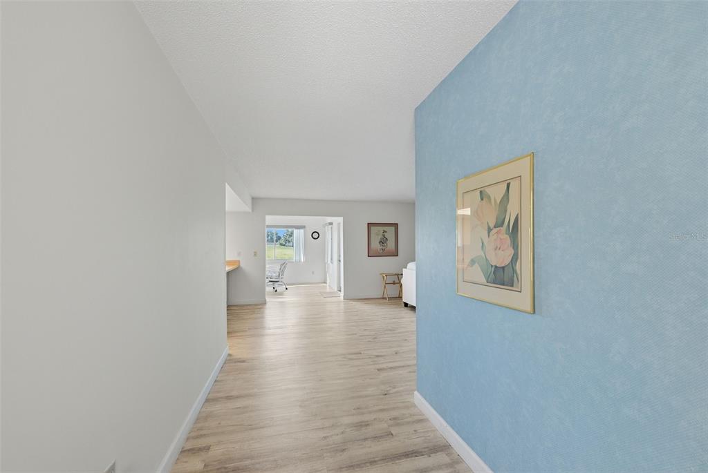 2118 HARLESTON PLACE UNIT 212, SUN CITY CENTER, FL — photo 3 of 30