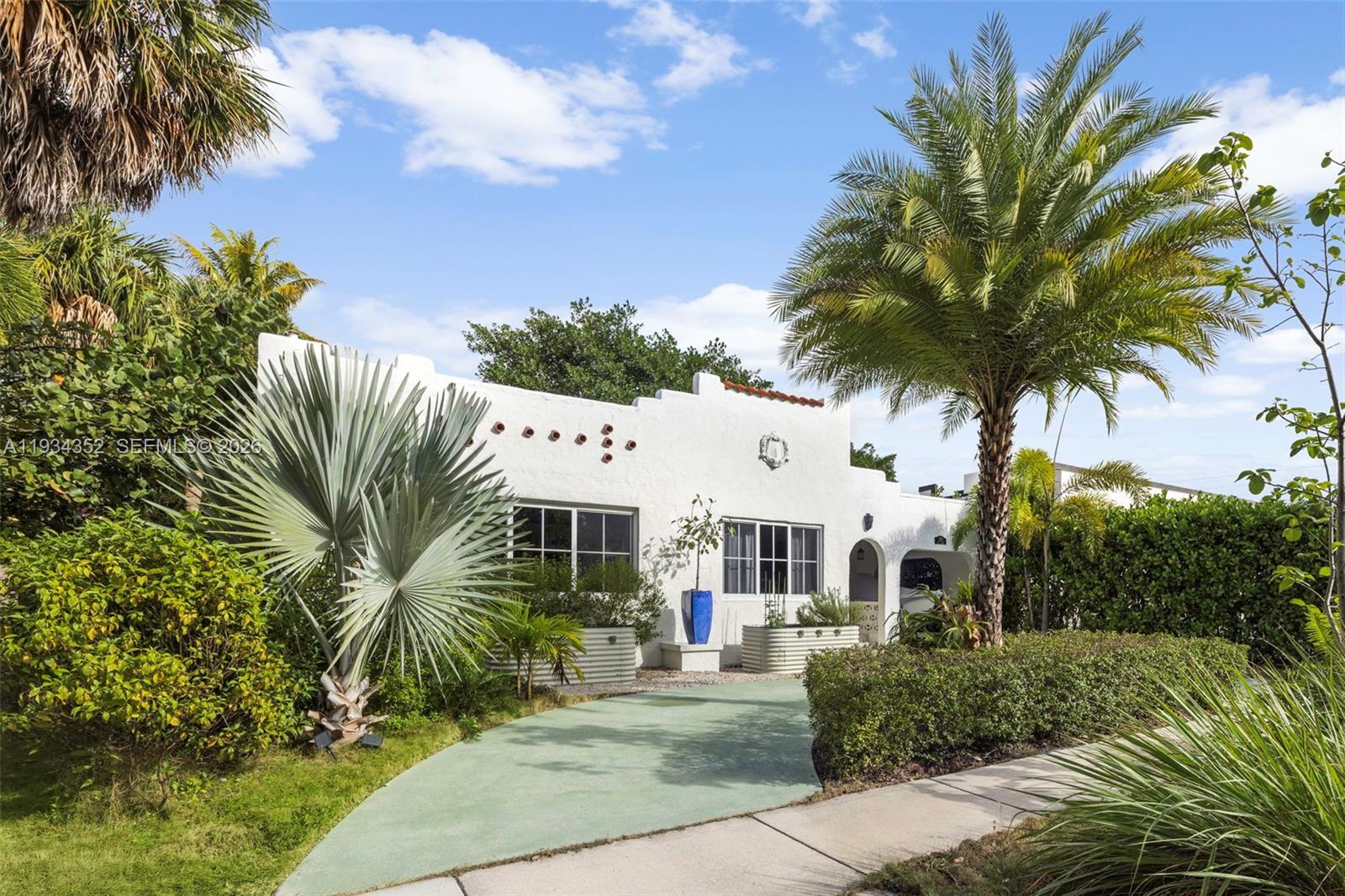 1729 SW 12th St, Miami FL 33135