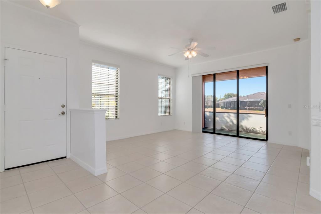 125 SHELL FALLS DRIVE, APOLLO BEACH, FL — photo 4 of 30