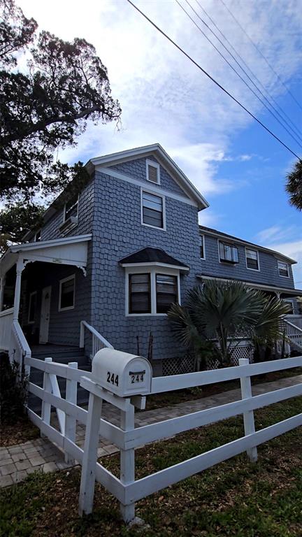 244 LEXINGTON DRIVE
