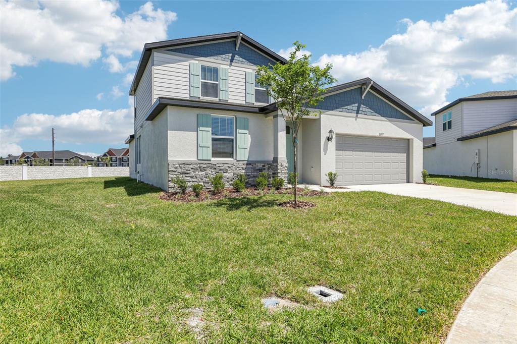 2097 ROSEWOOD DRIVE