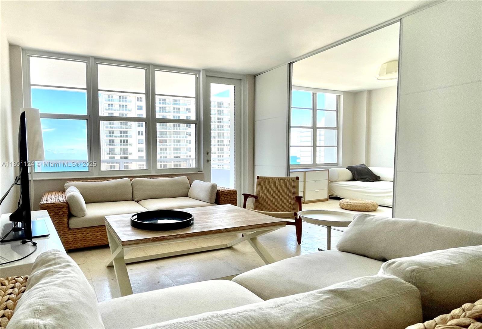 5700 Collins Ave # 11A, Miami Beach FL 33140