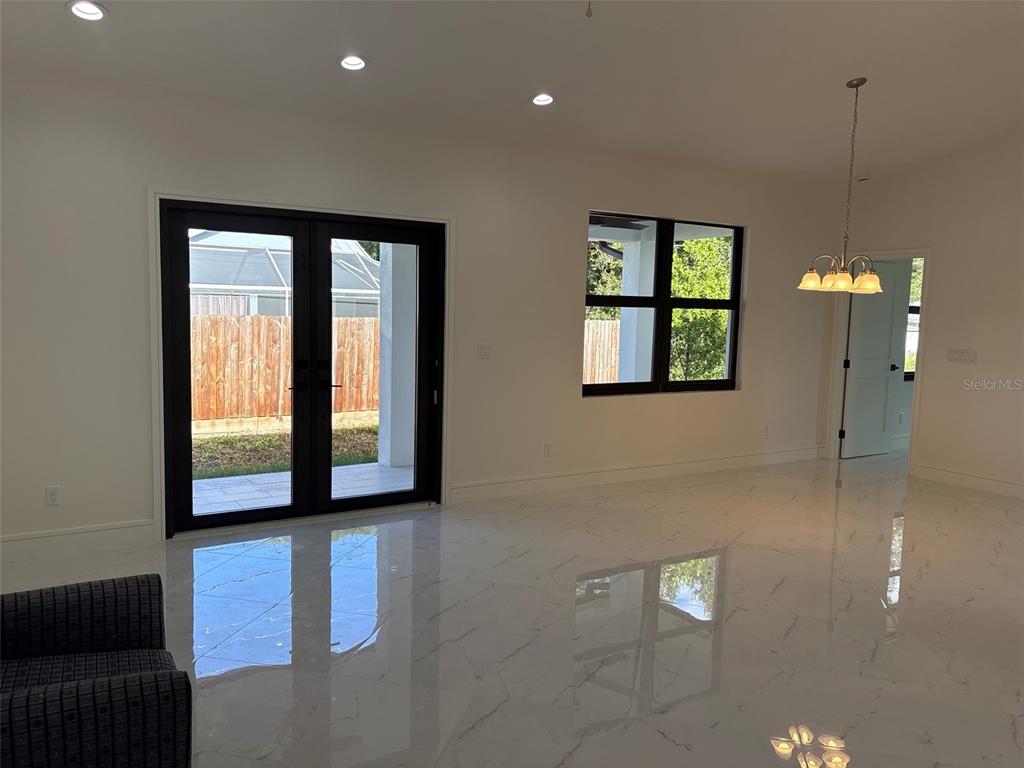 2356 30TH AVENUE SW, VERO BEACH, FL — photo 4 of 13