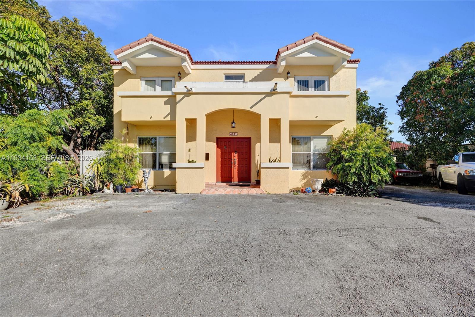 4141 W 4th Ave, Hialeah FL 33012