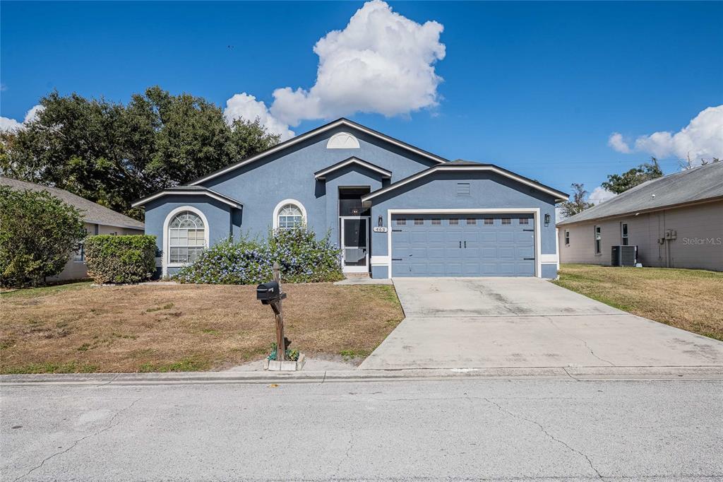 463 EMERALD COVE LOOP