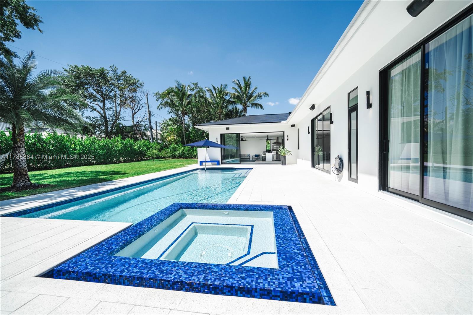 9350 SW 81st Ave, Miami FL 33156