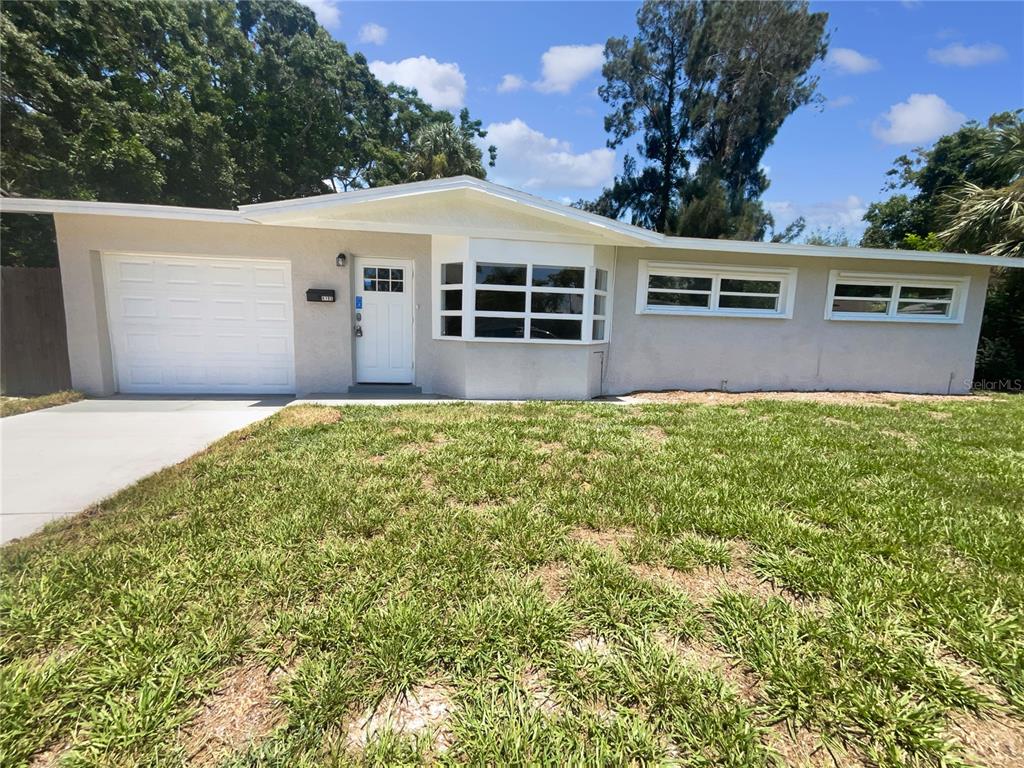 4185 BARRACUDA DRIVE SE