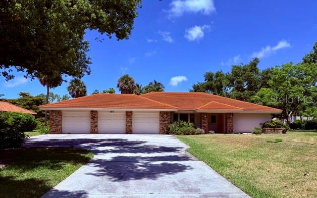 4872 PEREGRINE POINT
