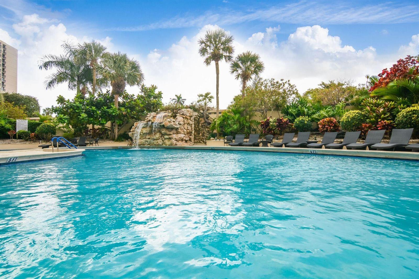 2480 Presidential Way # 1504, West Palm Beach FL 33401