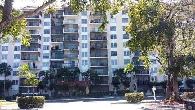 4164 Inverrary Drive # 102, Lauderhill FL 33319
