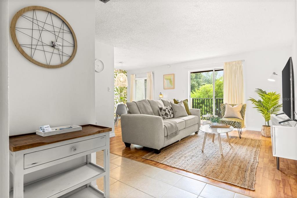 4215 E BAY DRIVE UNIT 1806D, CLEARWATER, FL — photo 3 of 27