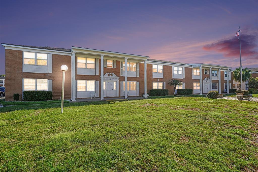 4158 TAMIAMI TRAIL UNIT L4