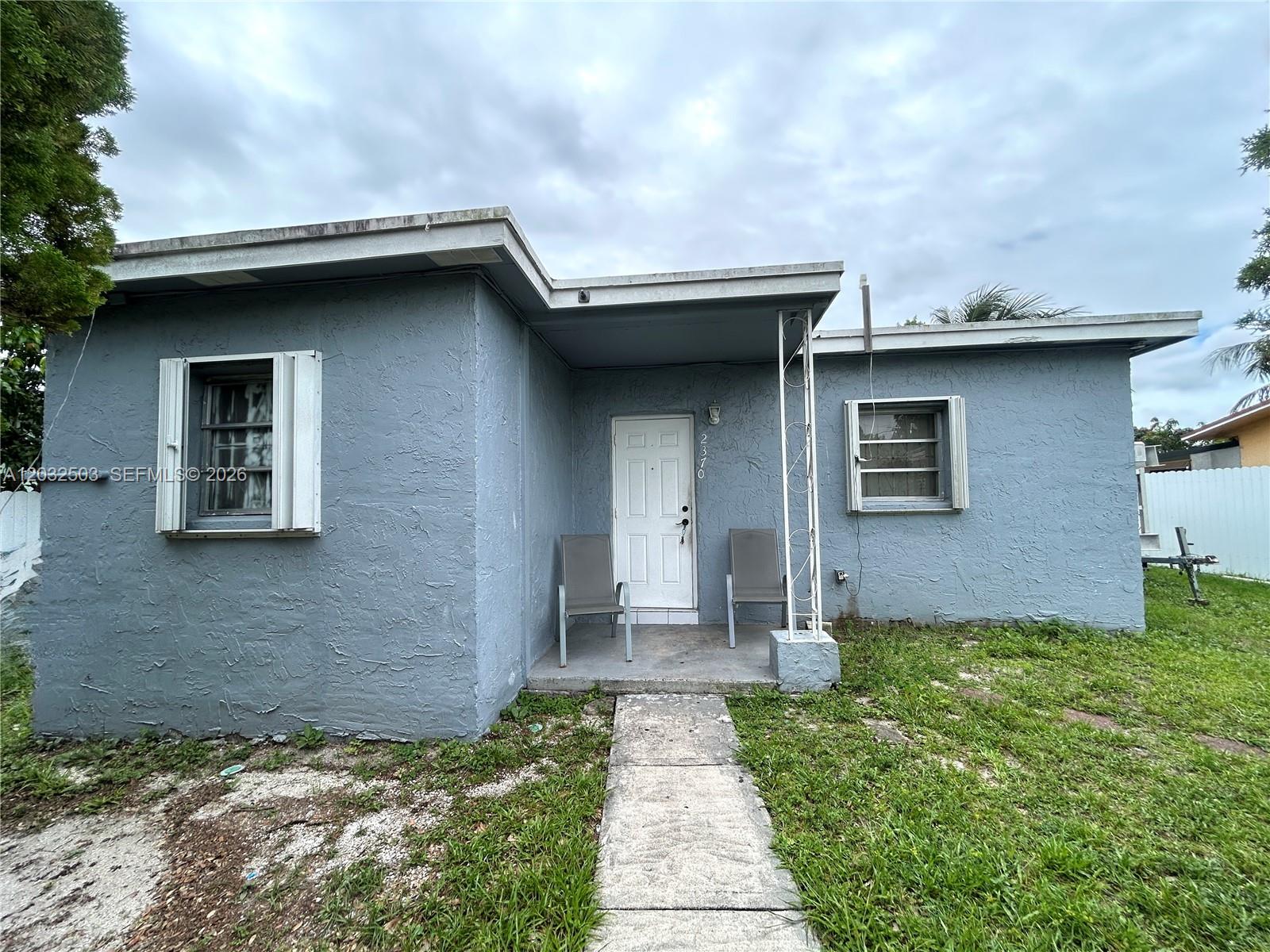 2370 NW 153rd St, Miami Gardens FL 33054