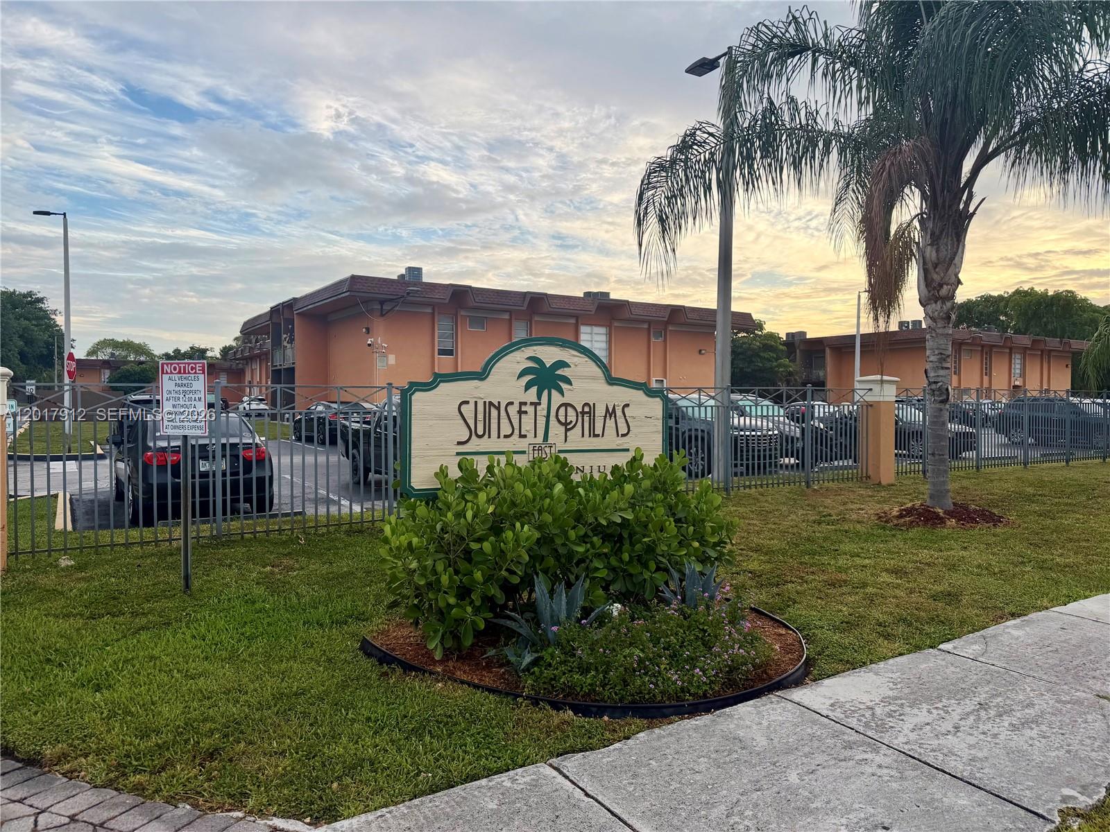 9429 SW 76th St # W25, Miami FL 33173