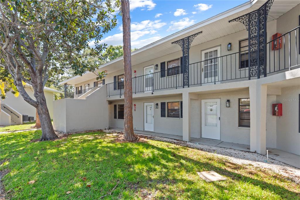 101 LAKE AVENUE NE UNIT 108