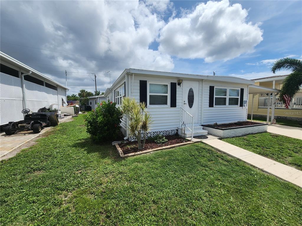 130 CAPRI DRIVE, PALMETTO, FL — photo 3 of 25