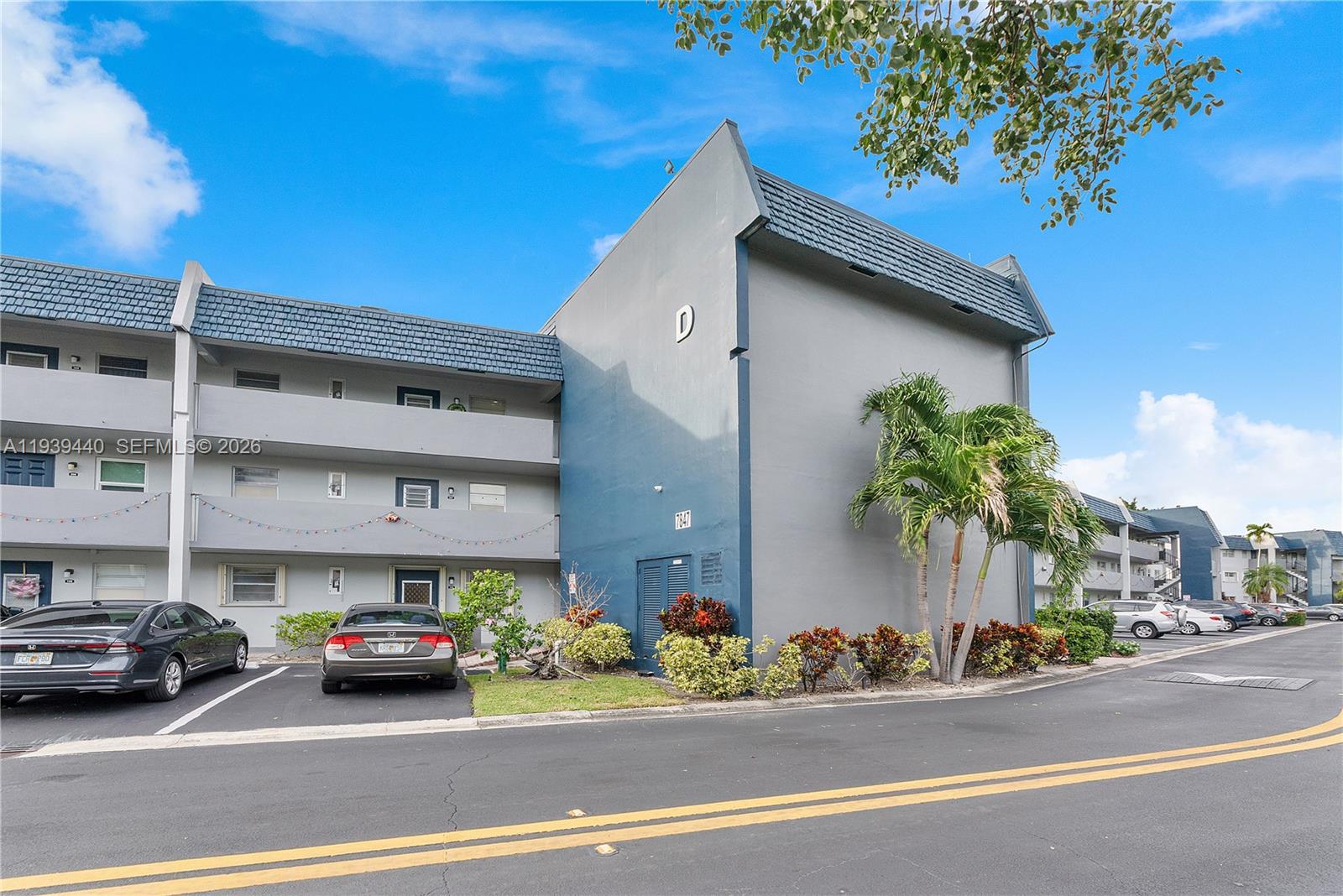 7847 Golf Circle Dr # 309, Margate FL 33063