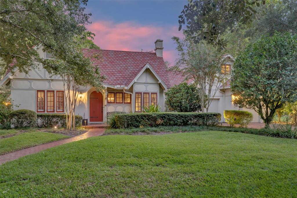 1230 GOLDEN LANE