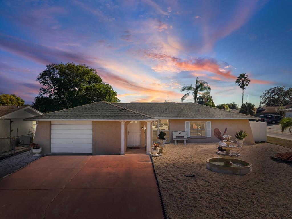 9006 LUNAR LANE