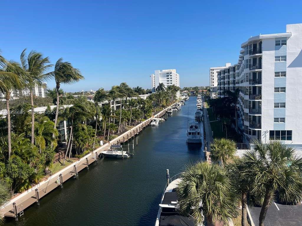 4800 Bayview Dr # 505, Fort Lauderdale FL 33308
