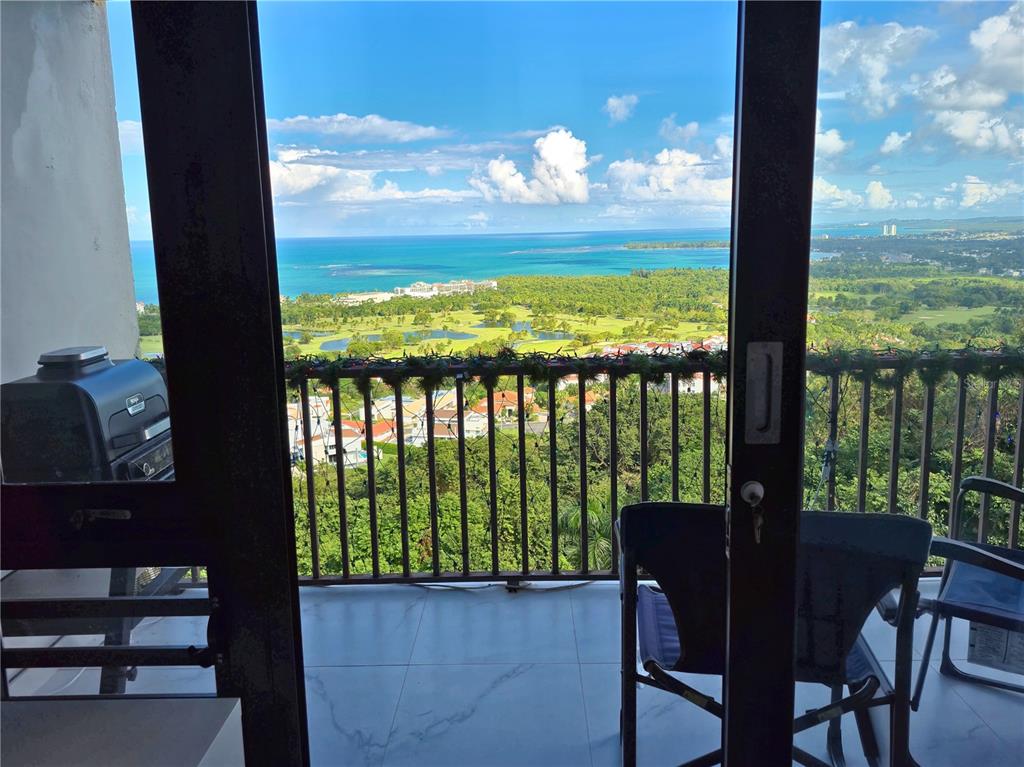 Carr 968 Km 2.1 COND. BEACON HILL TERRACE UNIT 306