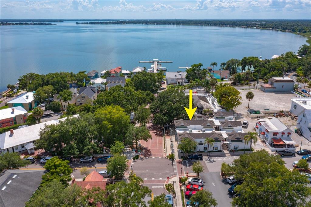 237 W 4TH AVENUE UNIT 2, MOUNT DORA, FL — photo 2 of 23