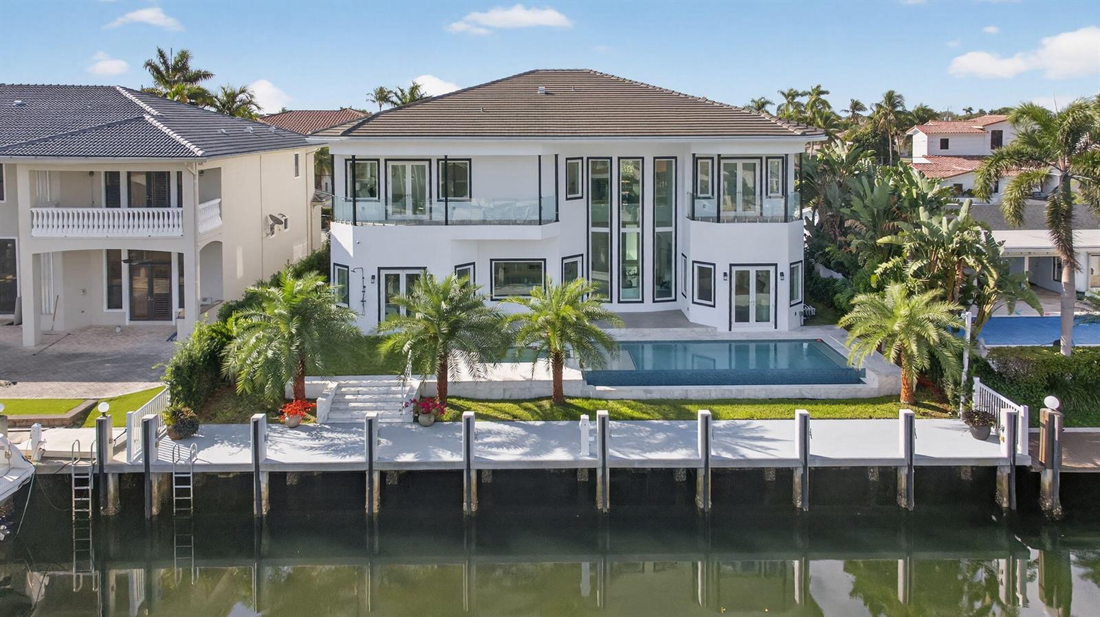 2641 NE 48th Street, Lighthouse Point FL 33064