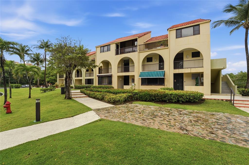 83 BEACH VILLAGE DR UNIT 83