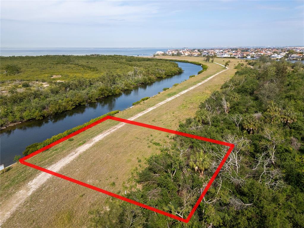 3 HAMMOCK BAY BLVD, APOLLO BEACH, FL — photo 2 of 30