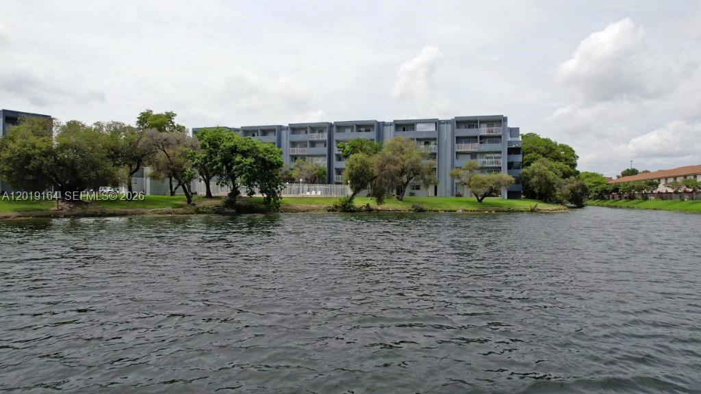 9375 Fontainebleau Blvd # L315, Miami FL 33172