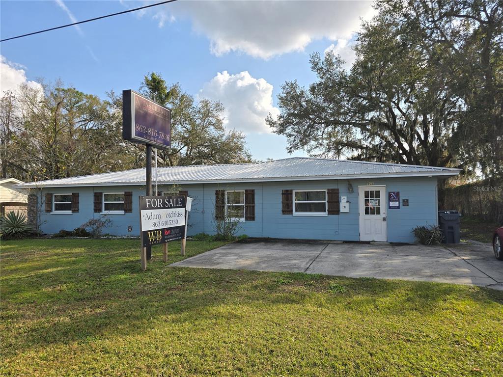 932 SWANN DRIVE