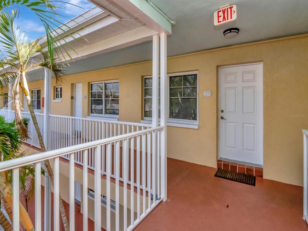 19417 GULF BOULEVARD UNIT B205