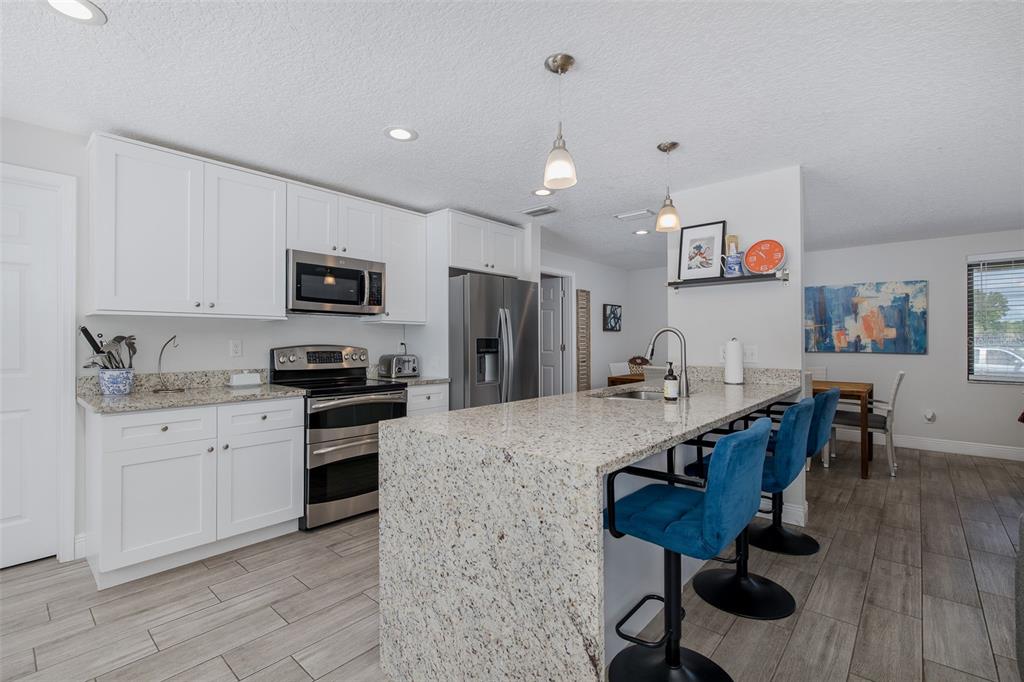 2180 PHILIPPE PARKWAY, SAFETY HARBOR, FL — photo 4 of 30