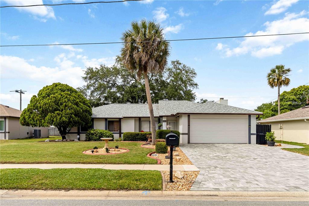 2415 RAINTREE LAKE CIRCLE