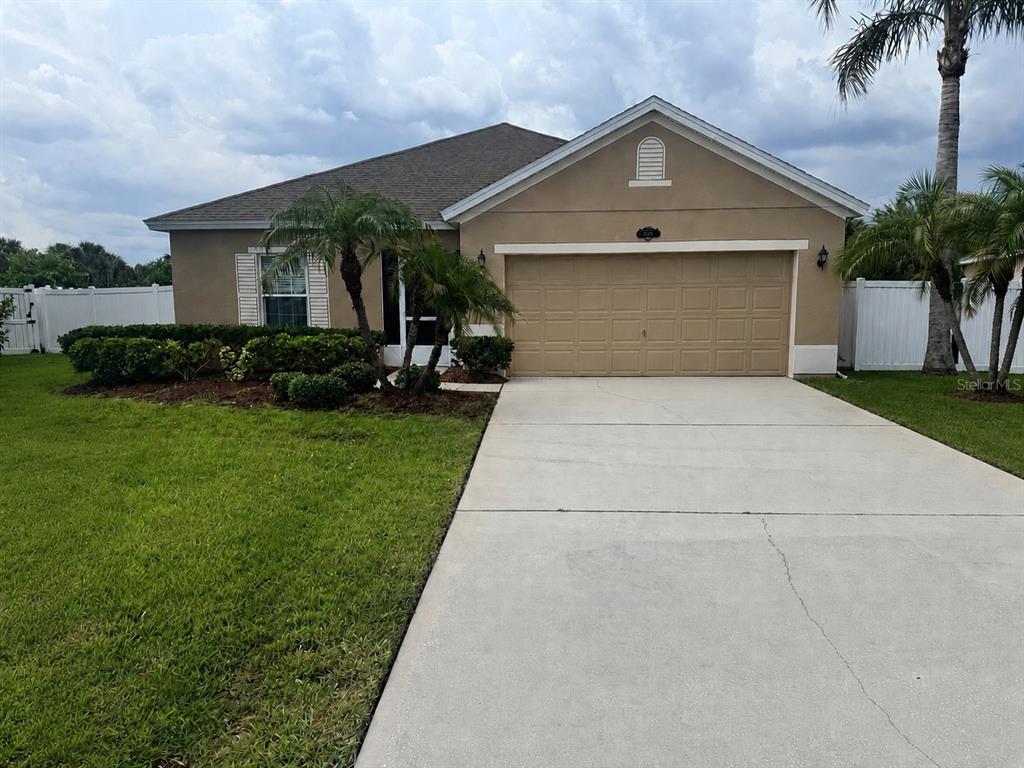 2198 SNAPDRAGON DRIVE NW