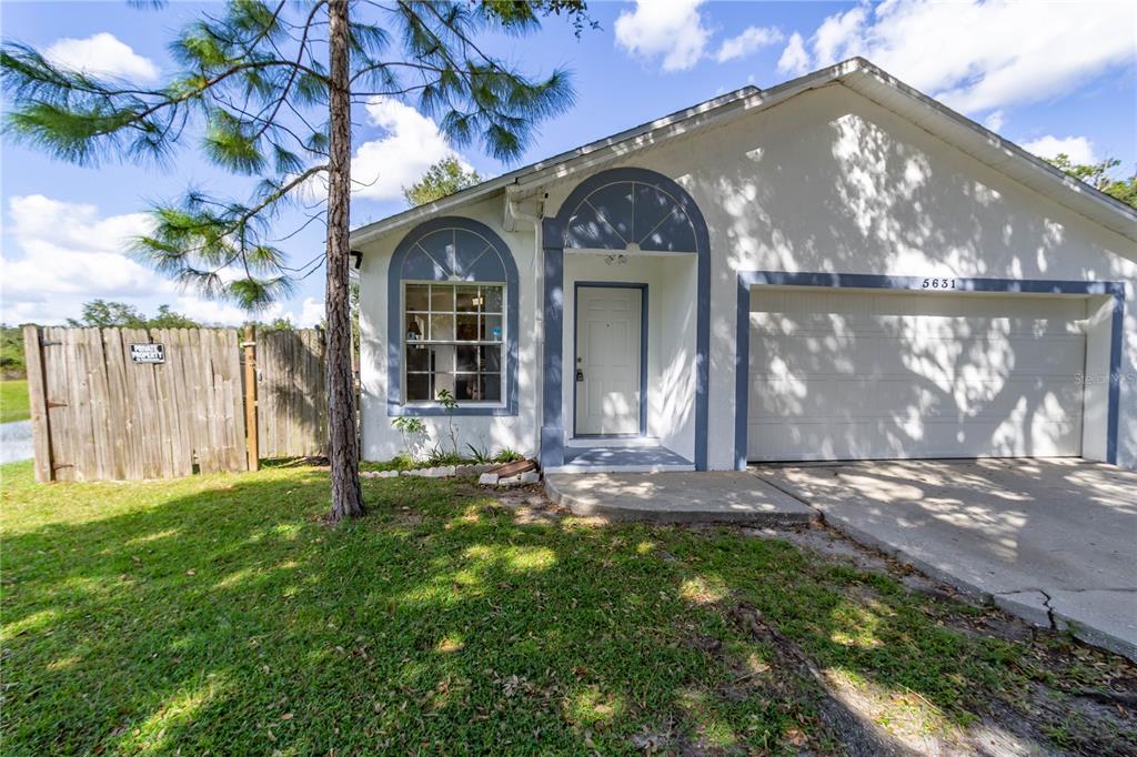 5631 LA JOYA COURT