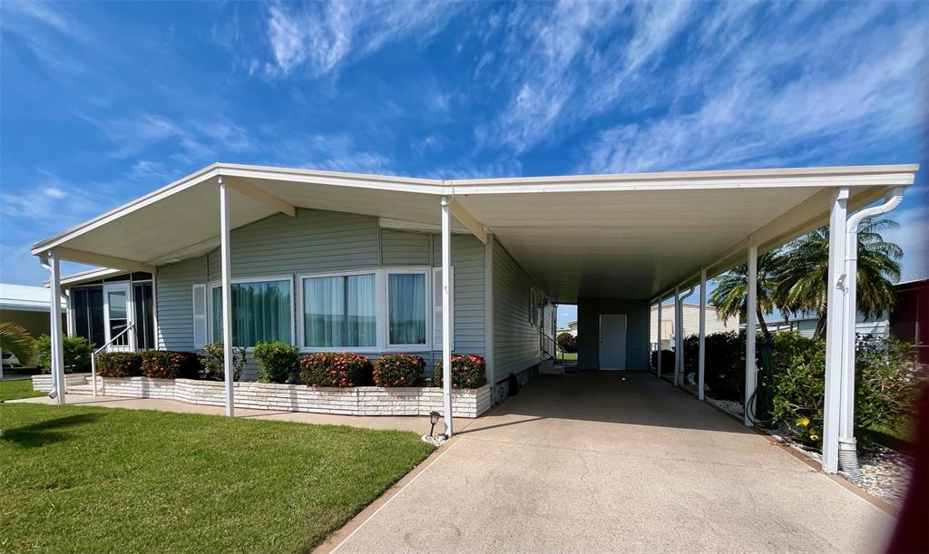 484 LOMA LINDA