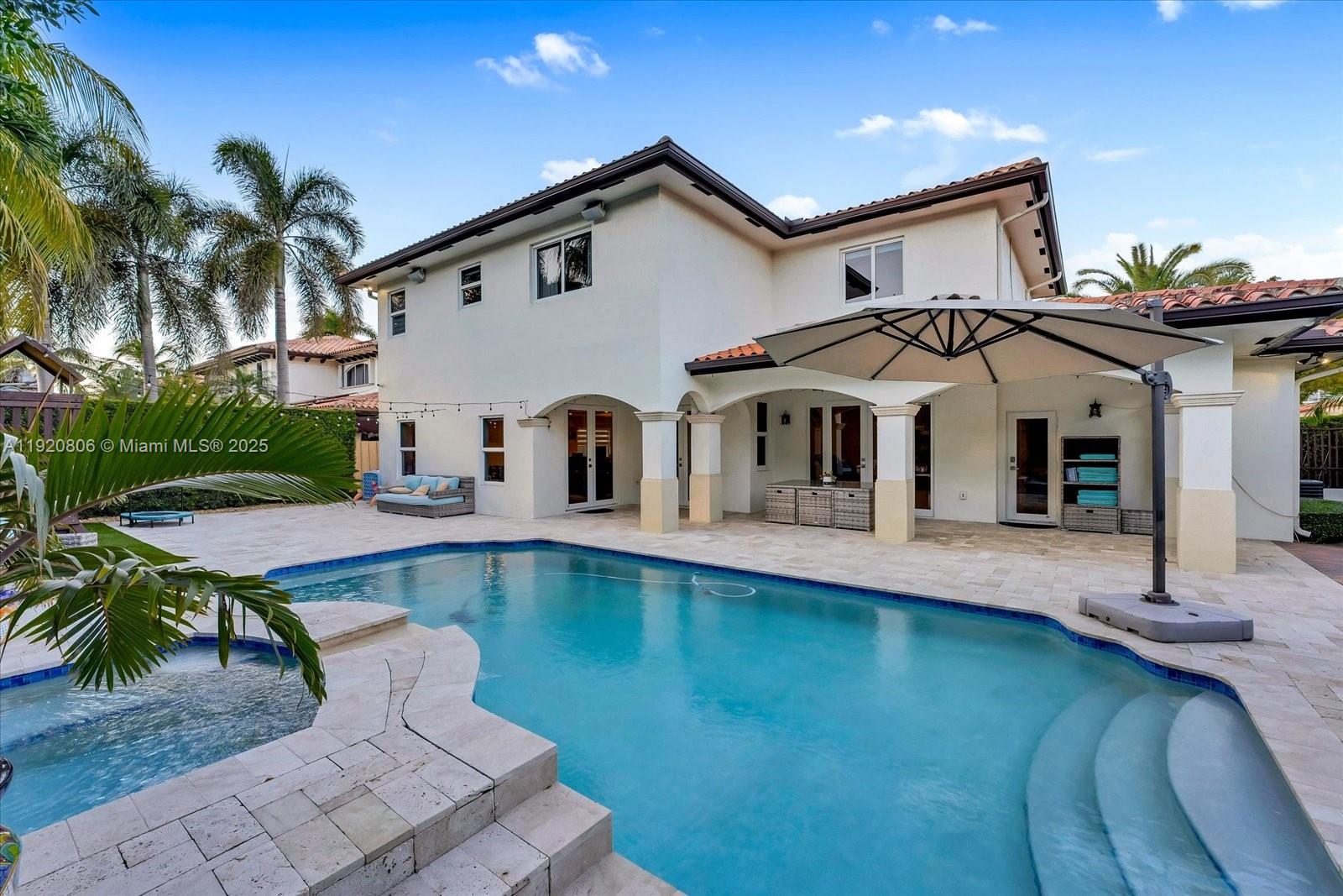 7970 NW 156th Ter, Miami Lakes FL 33016
